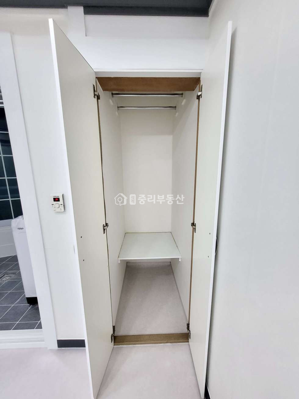 경북 칠곡군 석적읍 중리 226-5 (메트로캐슬) 산아래 공기좋은 곳!! 화이트톤 리모델링된 원룸입니다 월세 매물번호 10077 사진 7