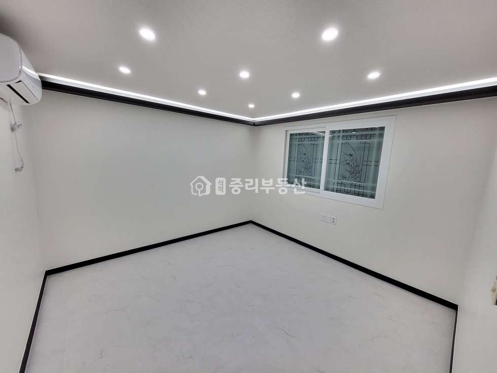 경북 칠곡군 석적읍 중리 226-5 (메트로캐슬) 화이트톤 리모델링된 보증보험 가능한 투룸입니다 전세 매물번호 10028 사진 5