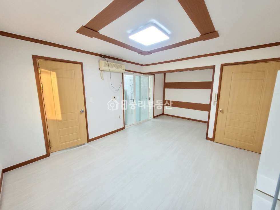 경북 칠곡군 석적읍 중리 204-13 방이 많이 크고 도보생활이 용이한 위치의 집입니다~ 월세 매물번호 10014 사진 4
