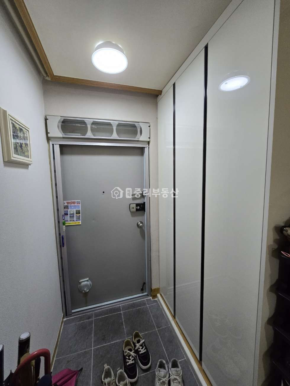 경북 칠곡군 석적읍 중리 141 109동 부영 한샘씽크대교체, 욕실수리,신발장,보일러교체된 집입니다~ 매매 매물번호 10046 사진 3
