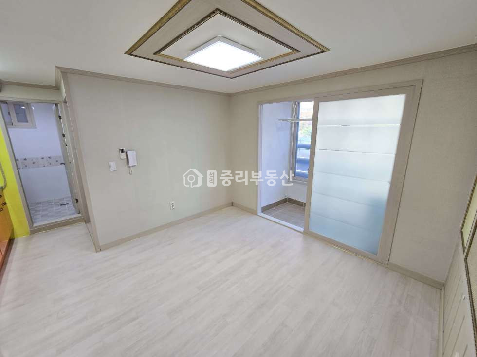 경북 칠곡군 석적읍 중리 83-14 다이소 근처.. 탁트인 전망 편의시설 가까운 위치의 미투입니다~ 월세 매물번호 10095 사진 2
