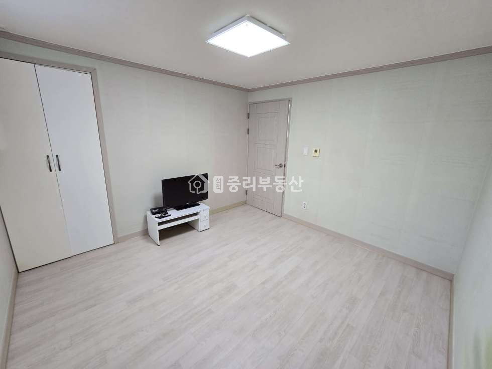 경북 칠곡군 석적읍 중리 83-14 다이소 근처.. 탁트인 전망 편의시설 가까운 위치의 미투입니다~ 월세 매물번호 10095 사진 6