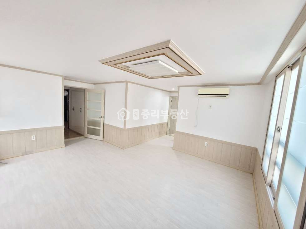경북 칠곡군 석적읍 중리 83-14 거실과 방이 많이 큰 도보생활 용이한 투룸입니다~ 월세 매물번호 10096 사진 3