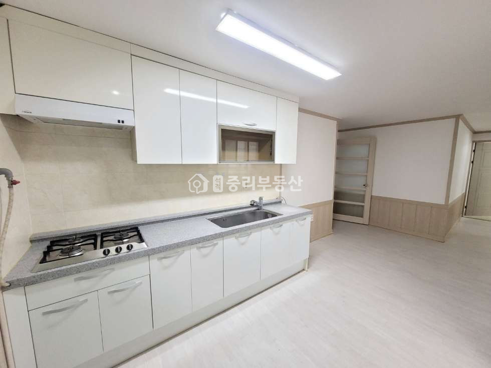 경북 칠곡군 석적읍 중리 83-14 거실과 방이 많이 큰 도보생활 용이한 투룸입니다~ 월세 매물번호 10096 사진 4