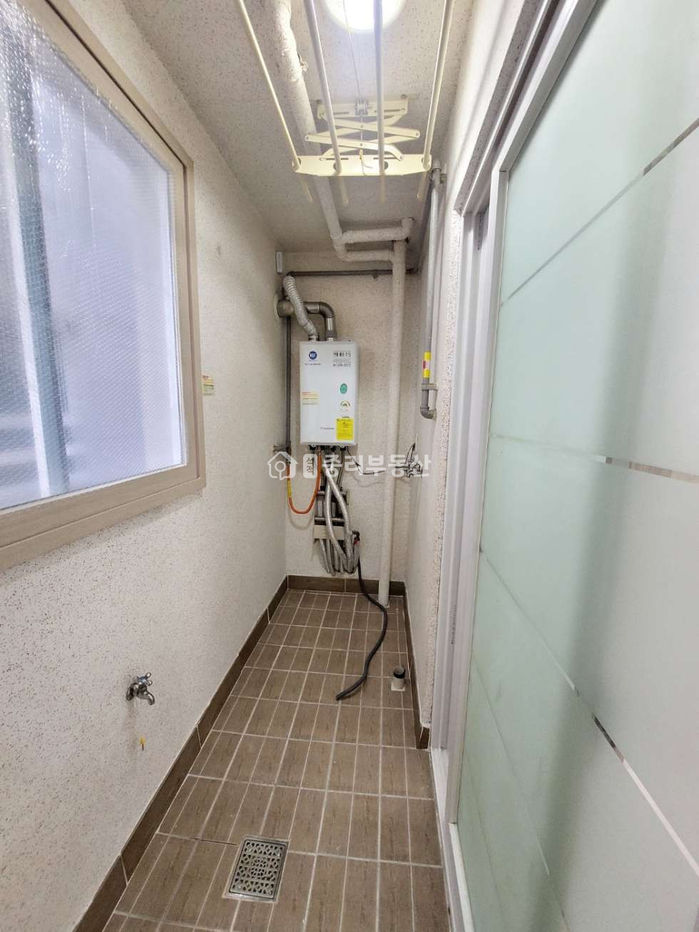 경북 칠곡군 석적읍 중리 83-14 거실과 방이 많이 큰 도보생활 용이한 투룸입니다~ 월세 매물번호 10096 사진 6