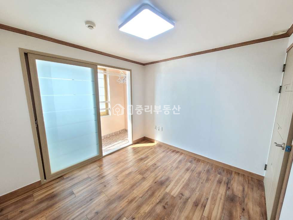 경북 칠곡군 석적읍 중리 115-7 탁트인 전망!! 주차공간 아주 많은 남향 투룸입니다~(2년계약) 월세 매물번호 10115 사진 9