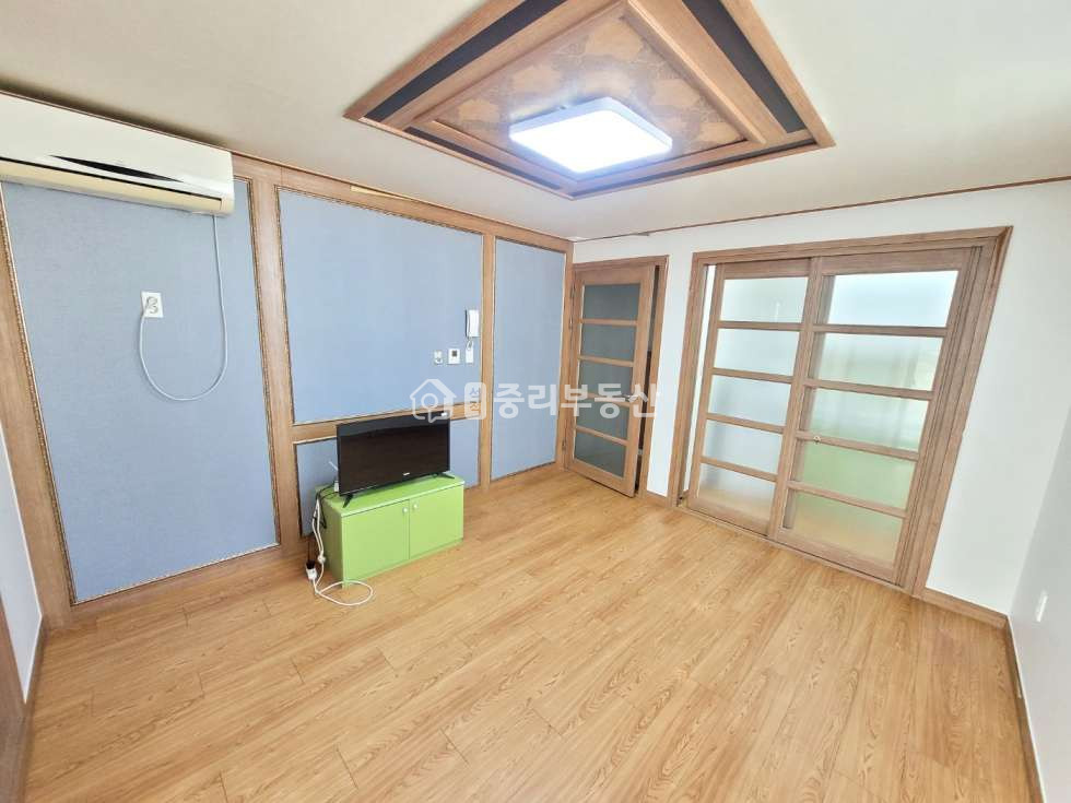 경북 칠곡군 석적읍 중리 184-11 탁트인 공원뷰~ 해잘들고 환기 잘되는 남향 원룸입니다~ 월세 매물번호 10136 사진 2