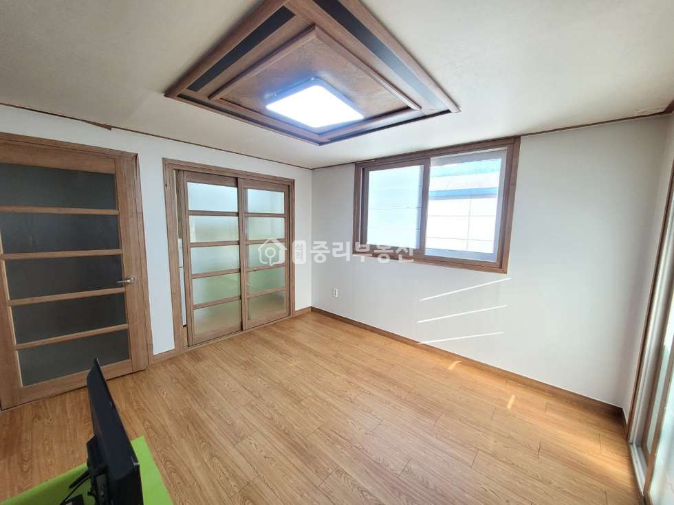 경북 칠곡군 석적읍 중리 184-11 탁트인 공원뷰~ 해잘들고 환기 잘되는 남향 원룸입니다~ 월세 매물번호 10136 사진 3