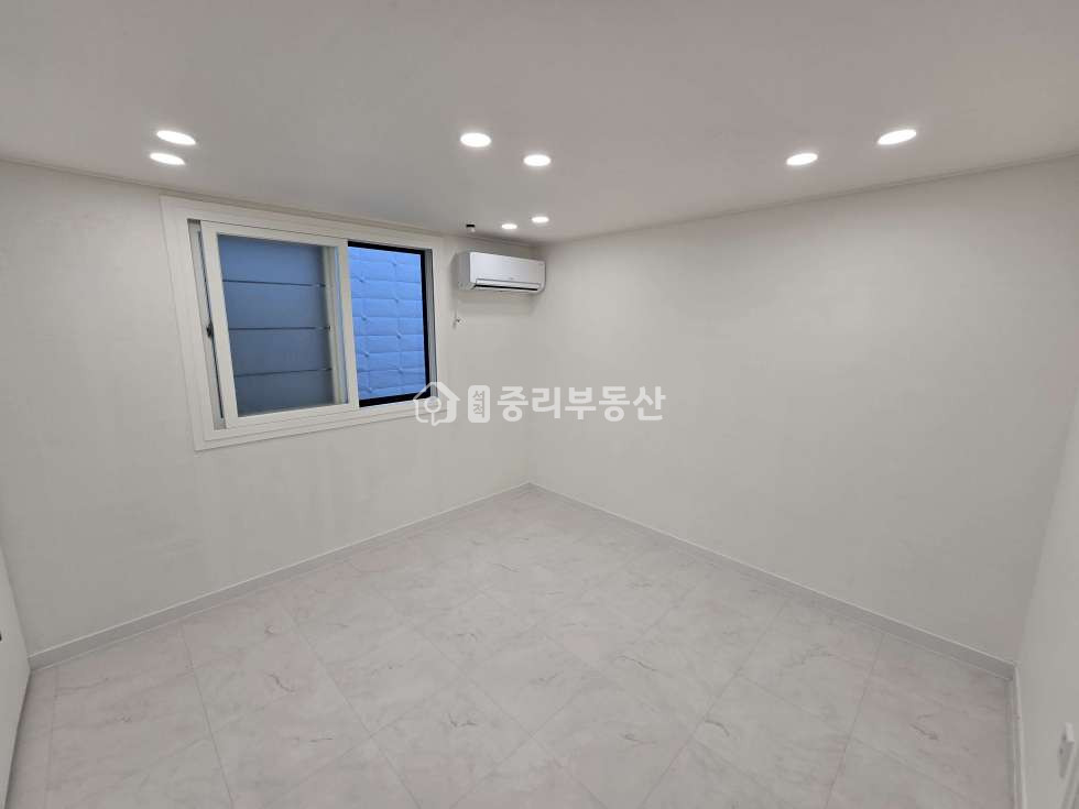 경북 칠곡군 석적읍 중리 241-13 올리모델링 깔끔한 미니투룸 입니다~ 에어컨 2대,건조기 까지 있어요 월세 매물번호 10166 사진 4