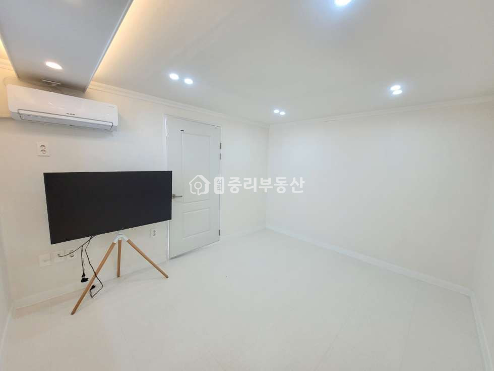 경북 칠곡군 석적읍 중리 252-9 올리모델링/// 삼성건조기,세탁기, 에어컨2대/// 깔끔한 미니투룸입니다~ 월세 매물번호 10167 사진 1