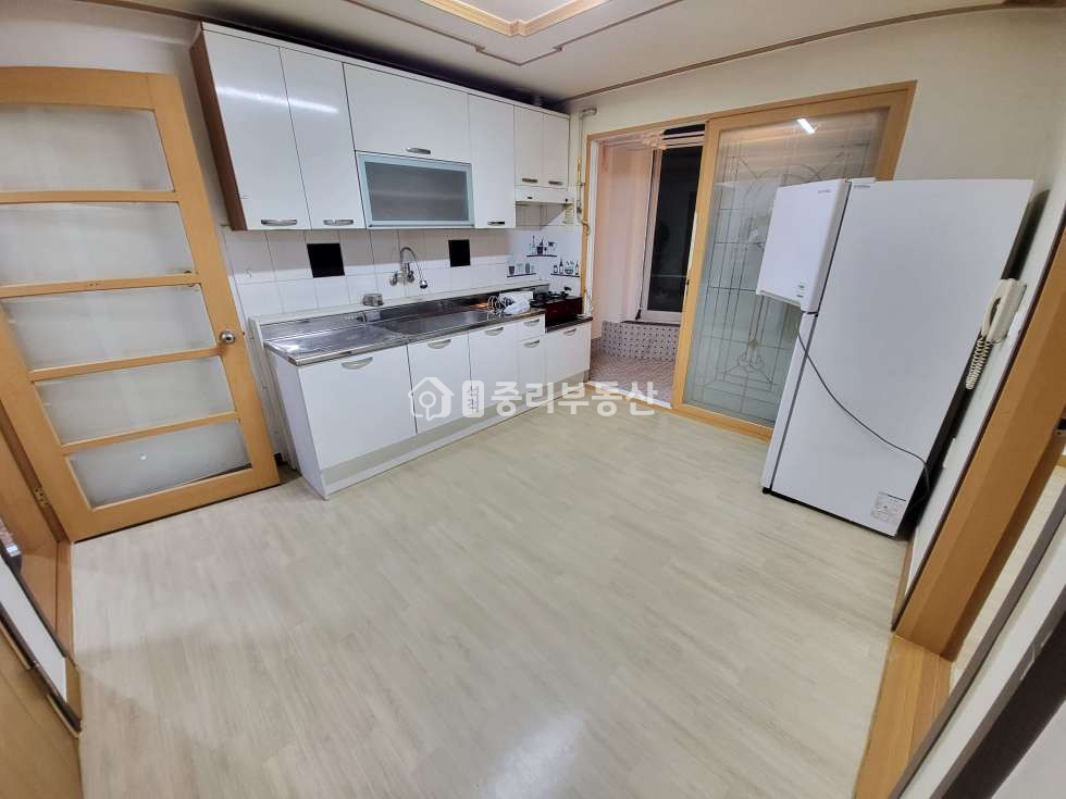 경북 칠곡군 석적읍 중리 190-3 (가우디) 탁트인 공원뷰 ~ 아담해서 저렴한 풀옵션 투룸입니다 월세 매물번호 10179 사진 1