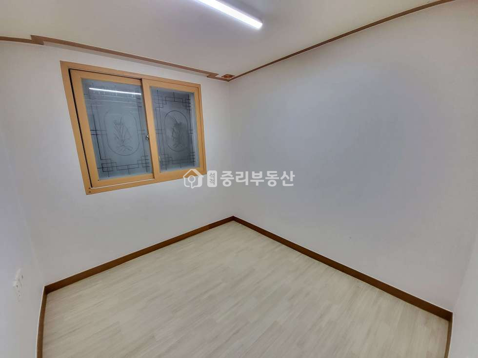 경북 칠곡군 석적읍 중리 190-3 (가우디) 탁트인 공원뷰 ~ 아담해서 저렴한 풀옵션 투룸입니다 월세 매물번호 10179 사진 3