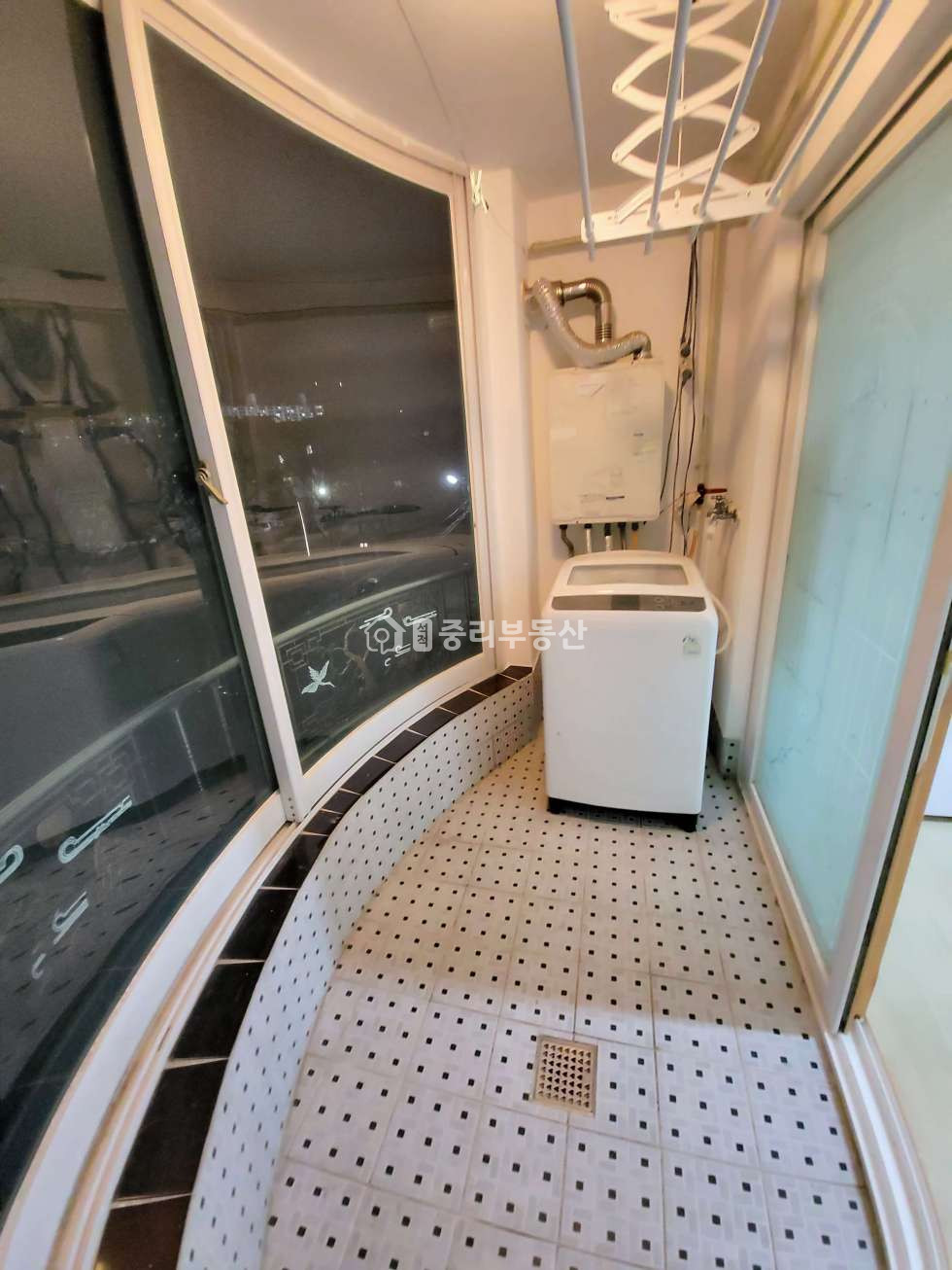 경북 칠곡군 석적읍 중리 190-3 (가우디) 탁트인 공원뷰 ~ 아담해서 저렴한 풀옵션 투룸입니다 월세 매물번호 10179 사진 5
