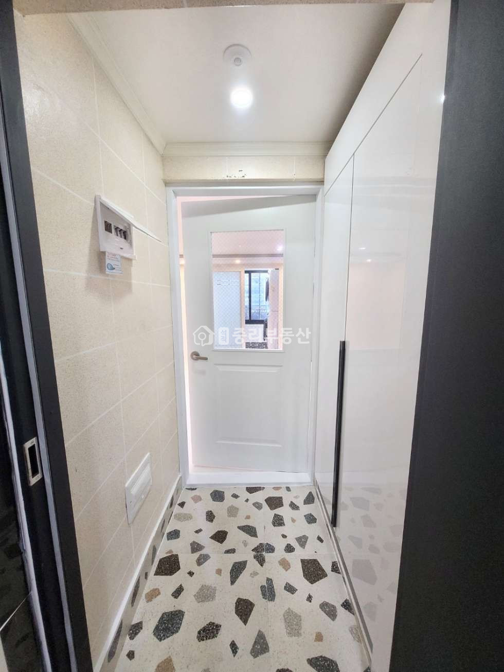경북 칠곡군 석적읍 중리 249-16 에어컨3개.. 욕실 2개.. 리모델링해서 깨끗한 투룸입니다~ 월세 매물번호 10182 사진 16