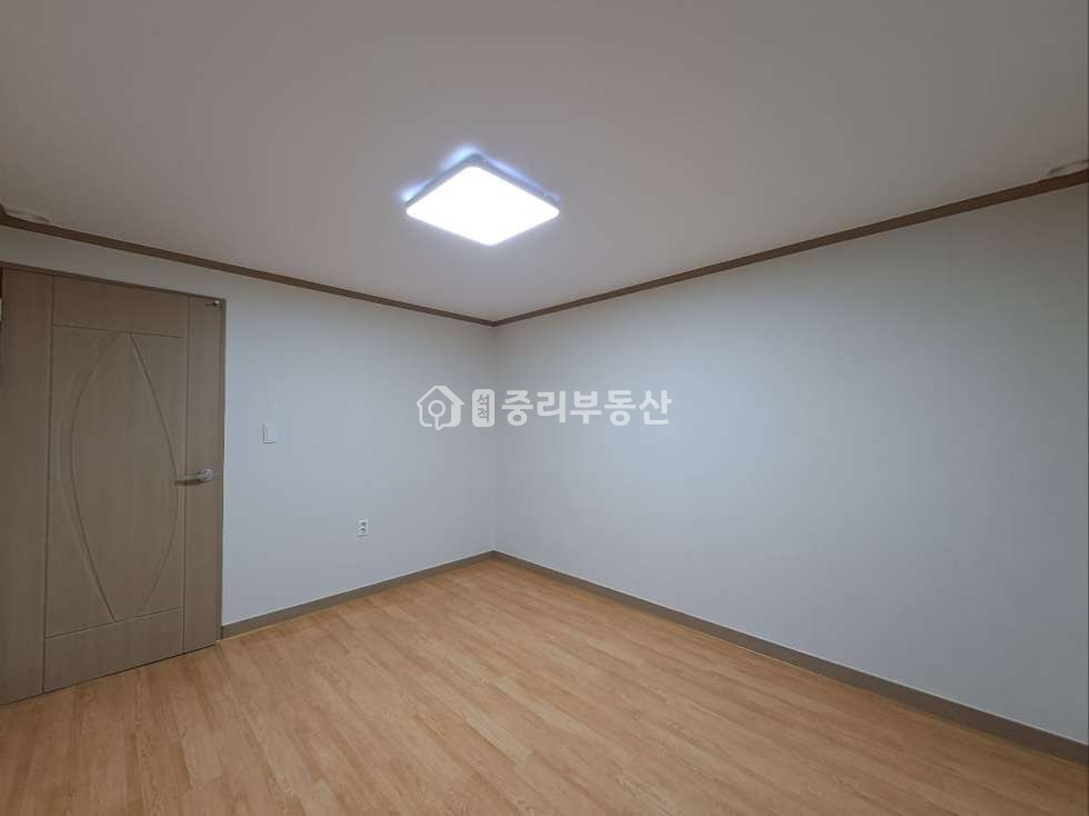 경북 칠곡군 석적읍 남율리 884-3 탁트인뷰~ 거실과 방이 넓은 미투입니다~ 월세 매물번호 10212 사진 11