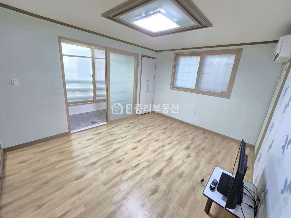 경북 칠곡군 석적읍 남율리 884-3 베란다 앞으로 탁트인 뷰~ 깔끔한 동향 원룸입니다~ 월세 매물번호 10213 사진 2