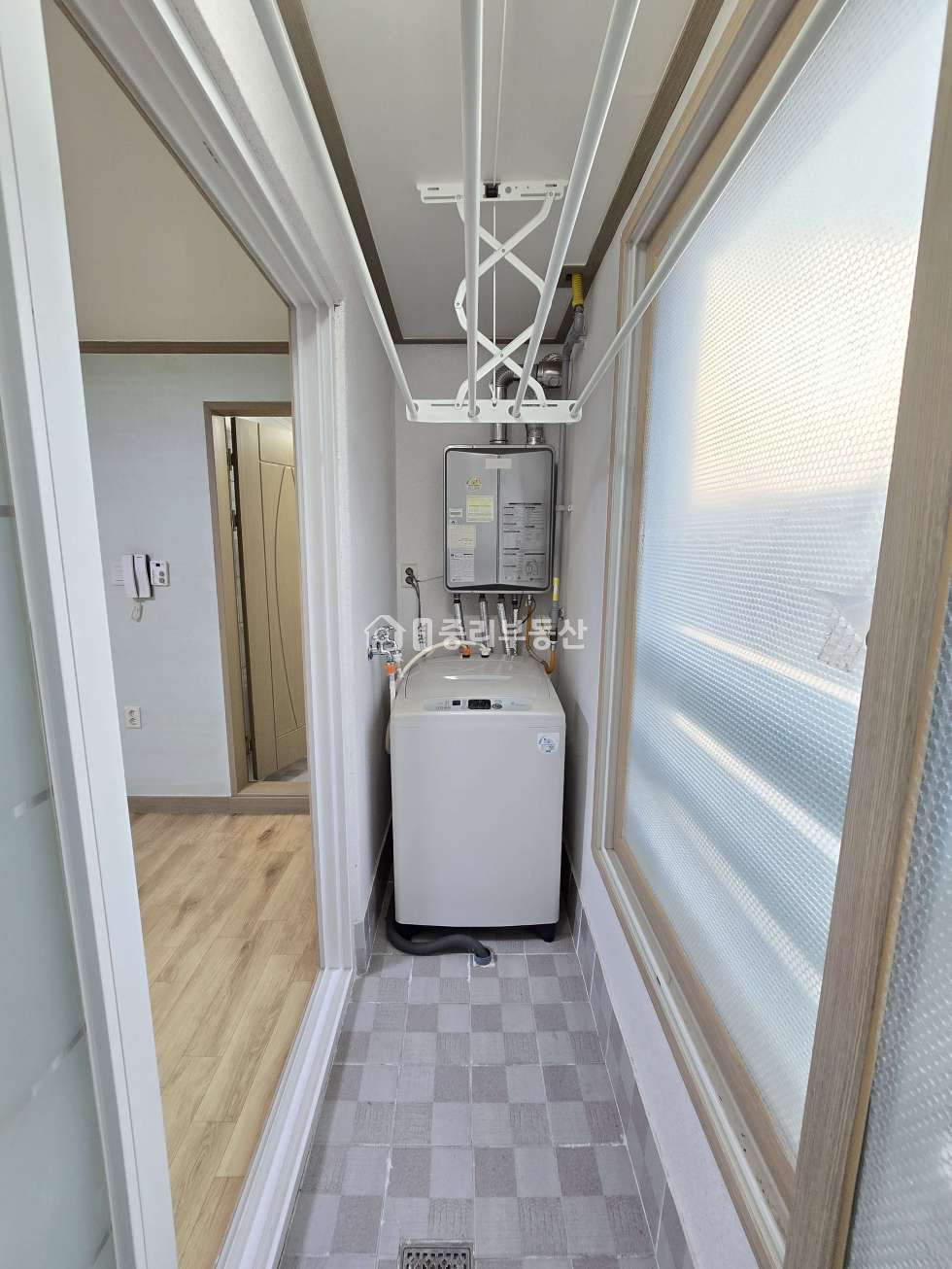 경북 칠곡군 석적읍 남율리 884-3 베란다 앞으로 탁트인 뷰~ 깔끔한 동향 원룸입니다~ 월세 매물번호 10213 사진 5