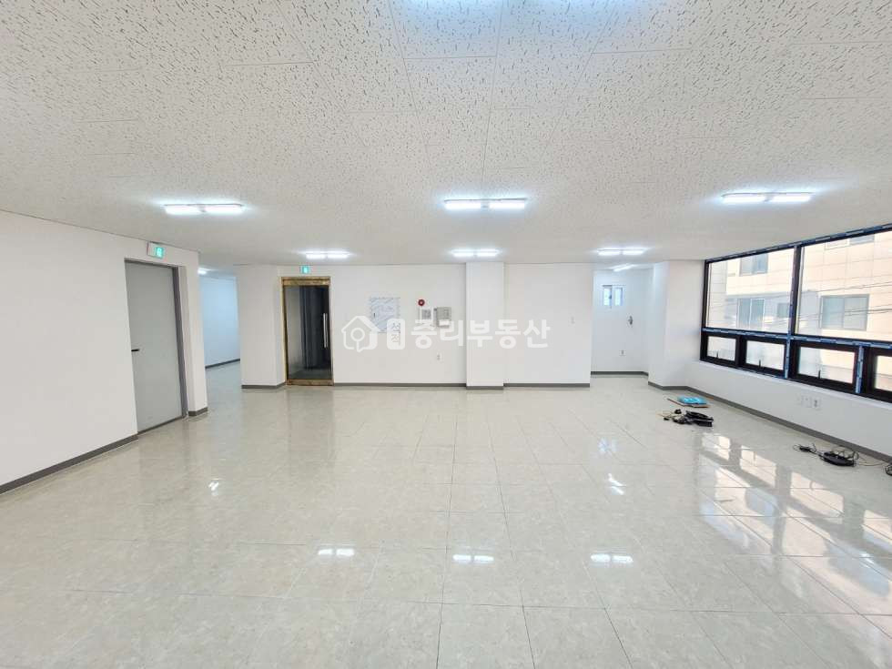 경북 칠곡군 석적읍 중리 154-6 깔끔한 2층 상가입니다~ 월세 매물번호 10217 사진 3