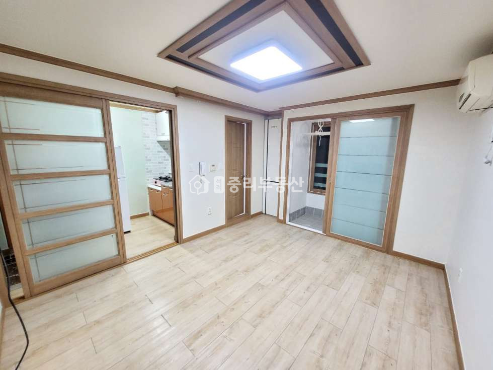 경북 칠곡군 석적읍 중리 172-6 금호어울림앞 깔끔한 탑층 석적원룸입니다~ 월세 매물번호 10235 사진 4