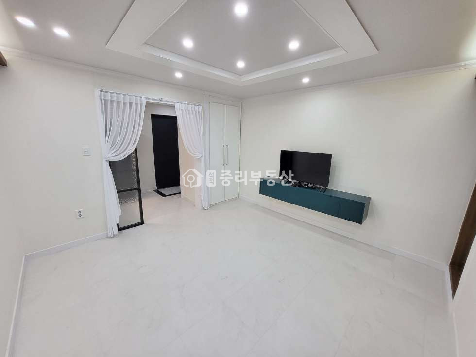 경북 칠곡군 석적읍 중리 236-15 장곡초지나 대로변..깔끔한 리모델링.. 월세 매물번호 10019 사진 1