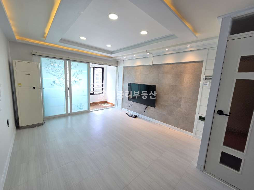 경북 칠곡군 석적읍 중리 210-15 리모델링한 LH가능한 투룸입니다~ 전월세 매물번호 10284 사진 2