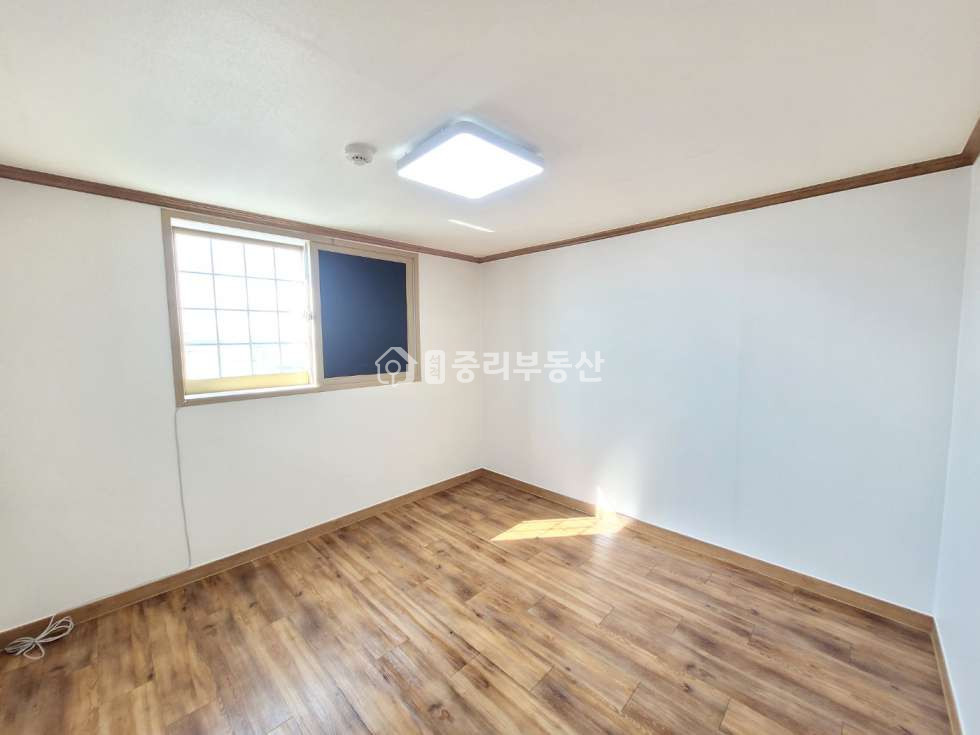 경북 칠곡군 석적읍 중리 115-7 탁트인 전망!! 주차공간 아주 많은 투룸입니다~(2년계약) 월세 매물번호 10118 사진 8