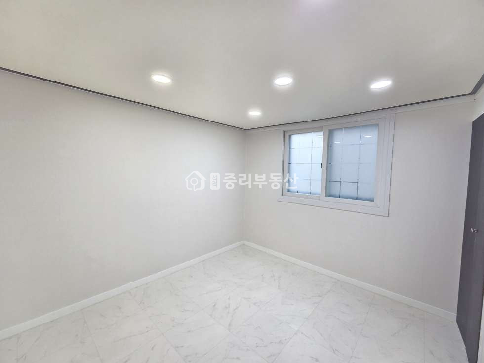 경북 칠곡군 석적읍 중리 236-16 리모델링한 석적미투입니다~ 월세 매물번호 10327 사진 8