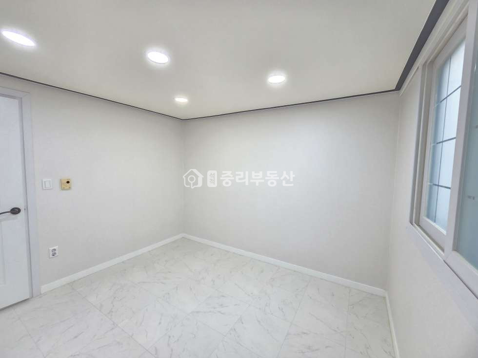경북 칠곡군 석적읍 중리 236-16 리모델링한 석적미투입니다~ 월세 매물번호 10327 사진 9