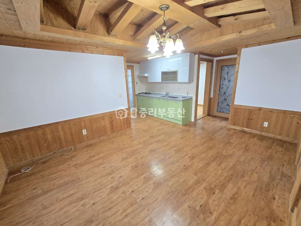 경북 칠곡군 석적읍 중리 226-19 가성비 끝판왕. 공기좋은 곳. 층간소음 걱정없는 아담한 쓰리룸 월세 매물번호 10365 사진 3