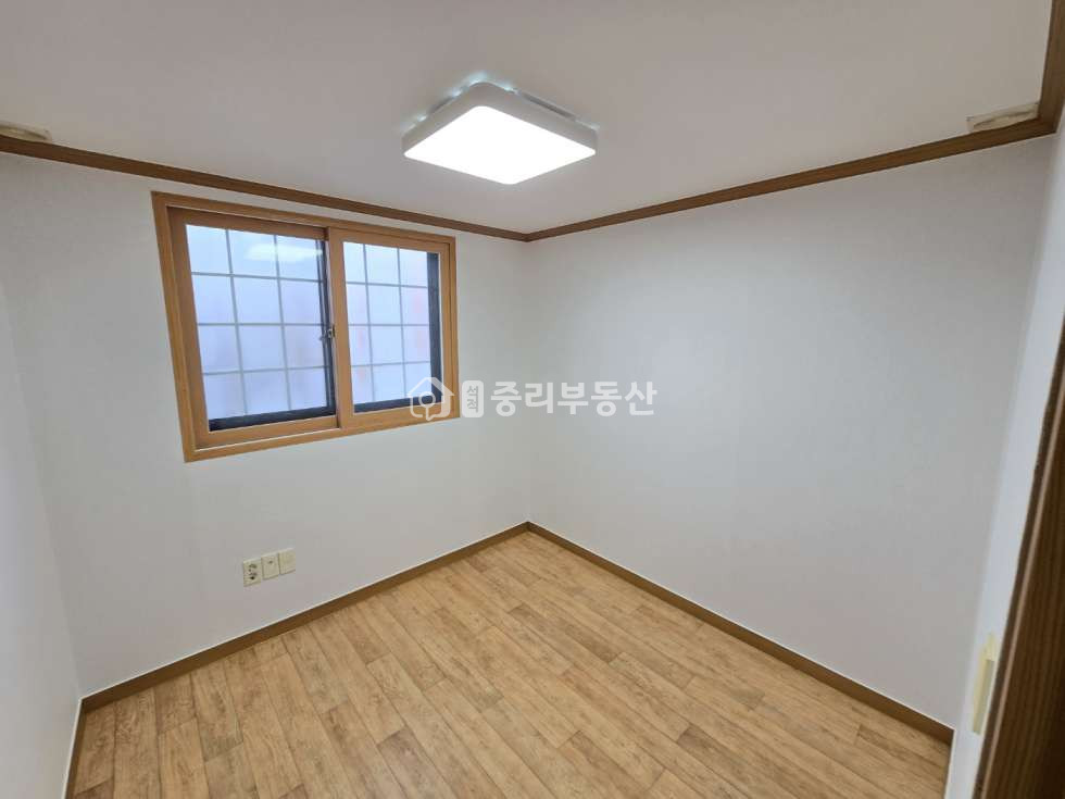 경북 칠곡군 석적읍 중리 226-19 가성비 끝판왕. 공기좋은 곳. 층간소음 걱정없는 아담한 쓰리룸 월세 매물번호 10365 사진 9