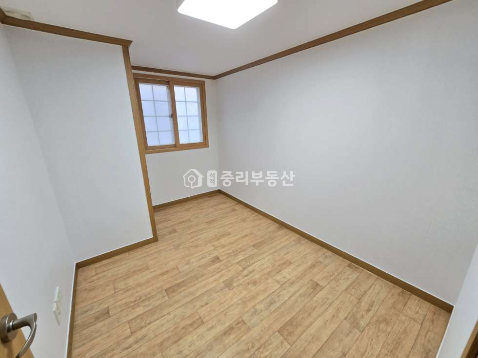 경북 칠곡군 석적읍 중리 226-19 가성비 끝판왕. 공기좋은 곳. 층간소음 걱정없는 아담한 쓰리룸 월세 매물번호 10365 사진 10