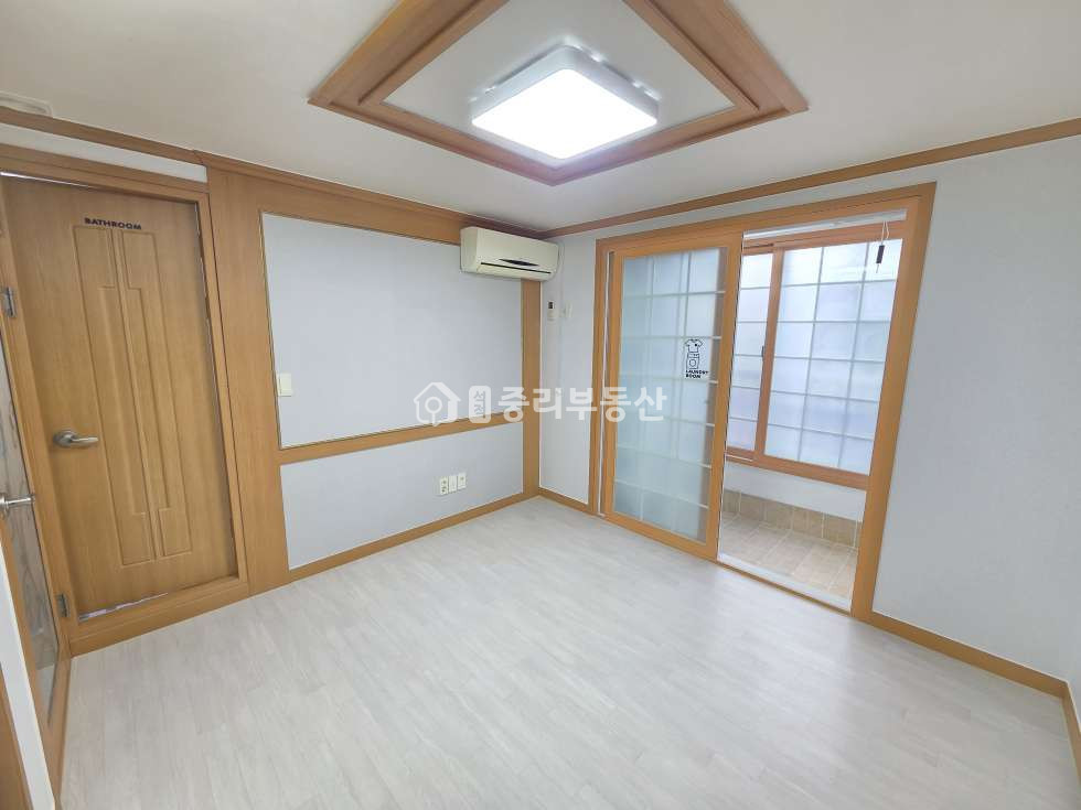 경북 칠곡군 석적읍 중리 226-19 원룸 가격. 층간소음 걱정없는 탑층. 공기좋고 깔끔한 미니투룸 월세 매물번호 10368 사진 4