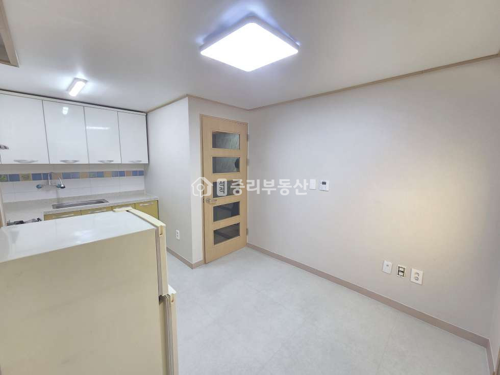 경북 칠곡군 석적읍 중리 229-14 (하늘정원빌) 부분 수리해서 깔끔한 미니투룸입니다. 월세 매물번호 10377 사진 3