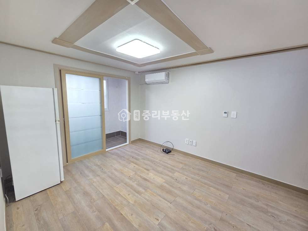 경북 칠곡군 석적읍 중리 229-14 (하늘정원빌) 층간소음 걱정없는 탑층 동향. 부분 수리해서 깔끔한 투룸입니다. 월세 매물번호 10382 사진 4