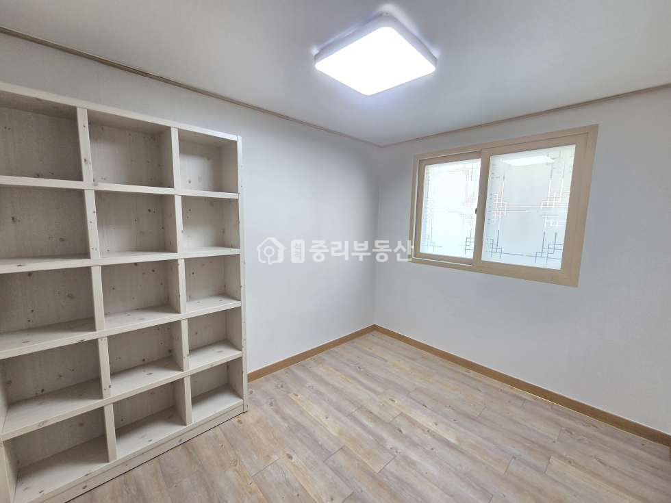 경북 칠곡군 석적읍 중리 229-14 (하늘정원빌) 층간소음 걱정없는 탑층 동향. 부분 수리해서 깔끔한 투룸입니다. 월세 매물번호 10382 사진 5