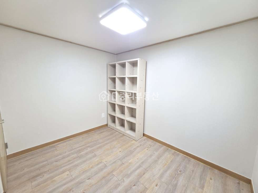 경북 칠곡군 석적읍 중리 229-14 (하늘정원빌) 층간소음 걱정없는 탑층 동향. 부분 수리해서 깔끔한 투룸입니다. 월세 매물번호 10382 사진 6