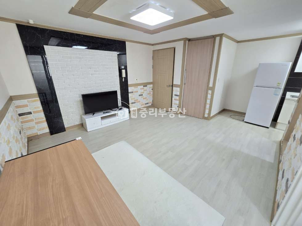경북 칠곡군 석적읍 중리 229-2 옵션 깨끗한 사이즈 큰 원룸입니다. 월세 매물번호 10397 사진 1
